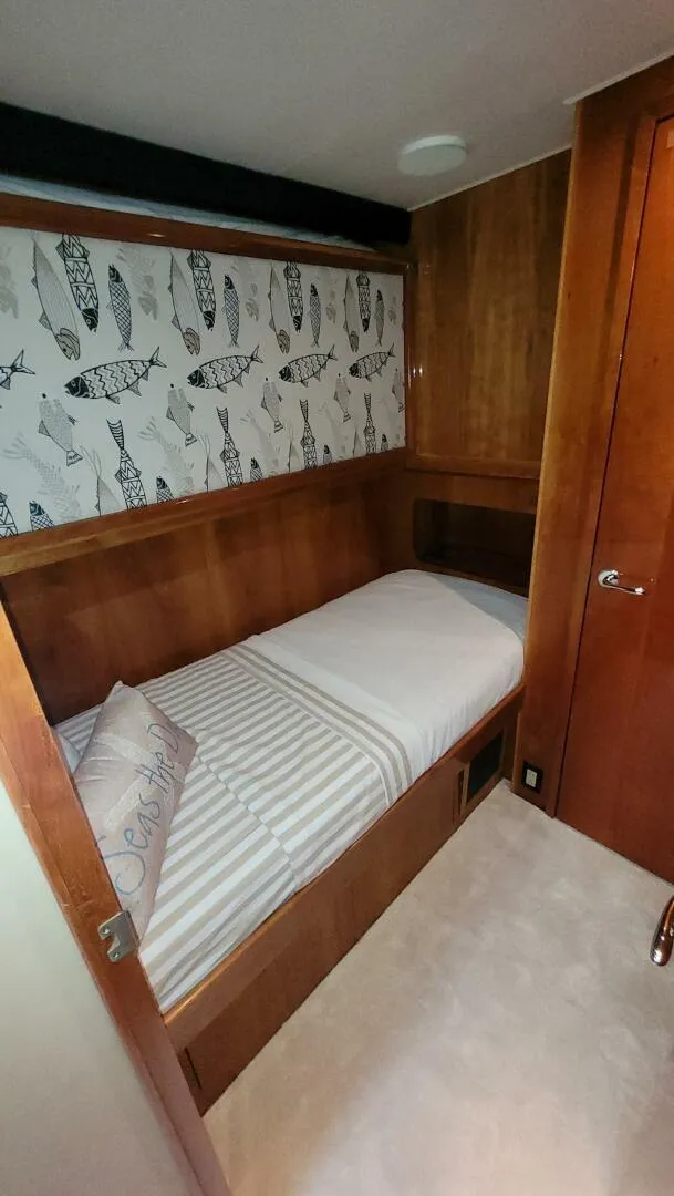 Slide: The Image of Hatteras 75 Sport Deck 2000 - 14