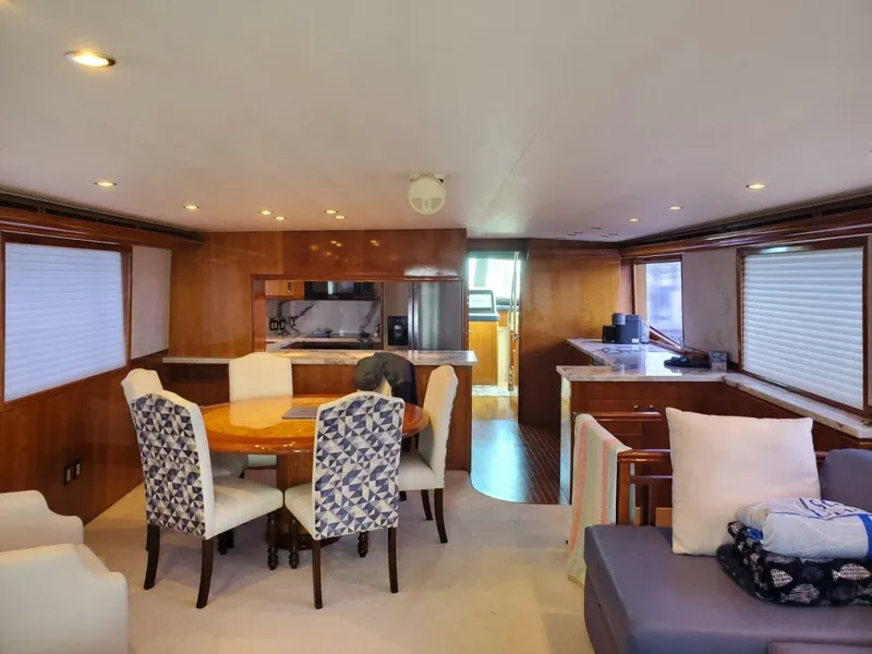 Slide: The Image of Hatteras 75 Sport Deck 2000 - 2