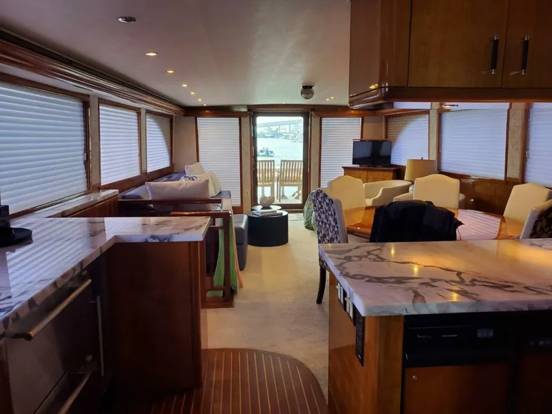 Slide: The Image of Hatteras 75 Sport Deck 2000 - 4