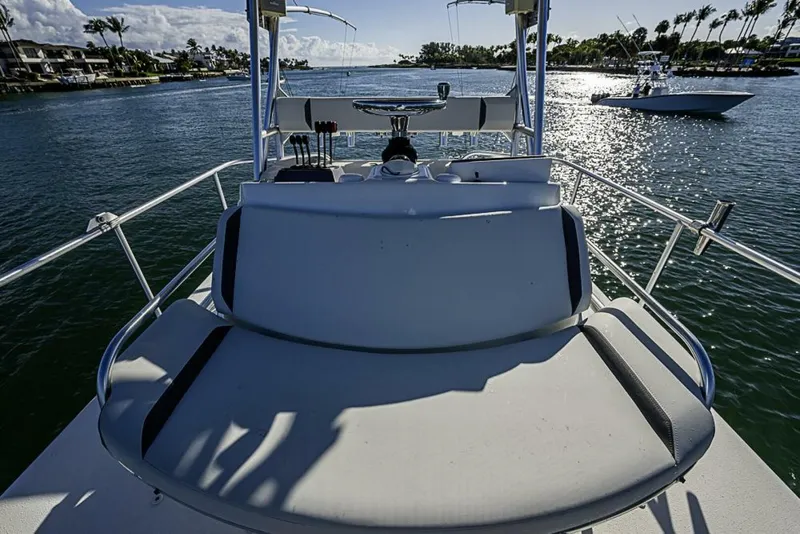 Slide: The Image of Yellowfin 42 Offshore 2010 - 20