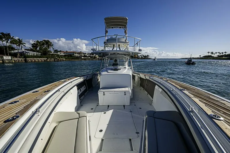 Slide: The Image of Yellowfin 42 Offshore 2010 - 7