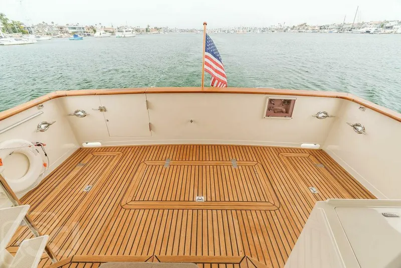 Slide: The Image of Offshore 52 Pilothouse 1999 - 23