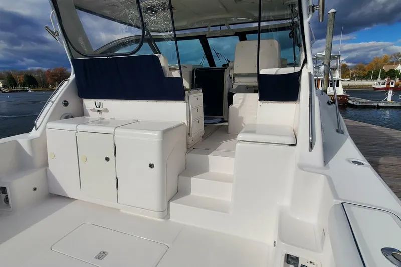 Slide: The Image of Tiara 4200 Open 2006 - 3