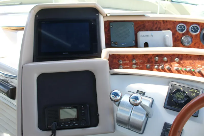 Slide: The Image of Sea Ray 500 Sundancer 1996 - 18