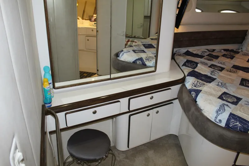 Slide: The Image of Sea Ray 500 Sundancer 1996 - 43