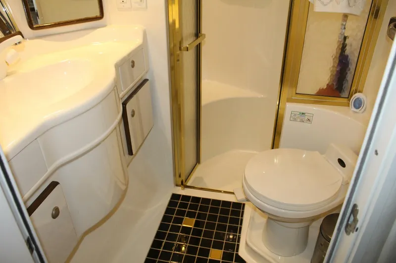Slide: The Image of Sea Ray 500 Sundancer 1996 - 46