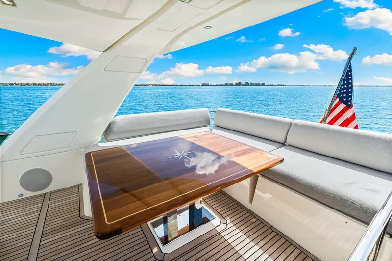 Slide: The Image of Prestige 630 Flybridge 2019 - 11