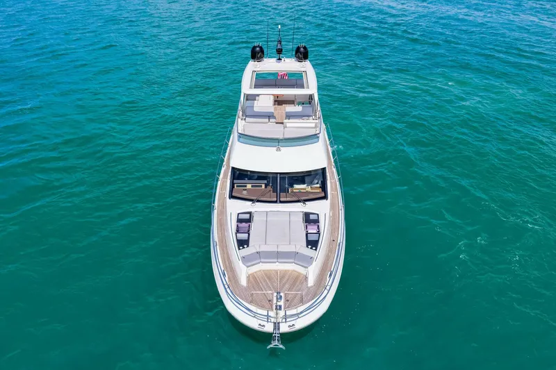Slide: The Image of Prestige 630 Flybridge 2019 - 121