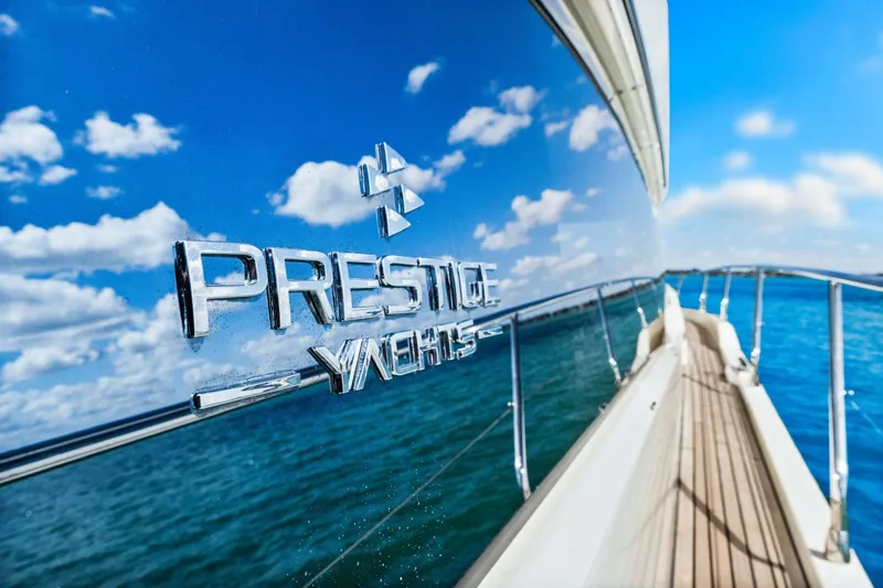 Slide: The Image of Prestige 630 Flybridge 2019 - 15