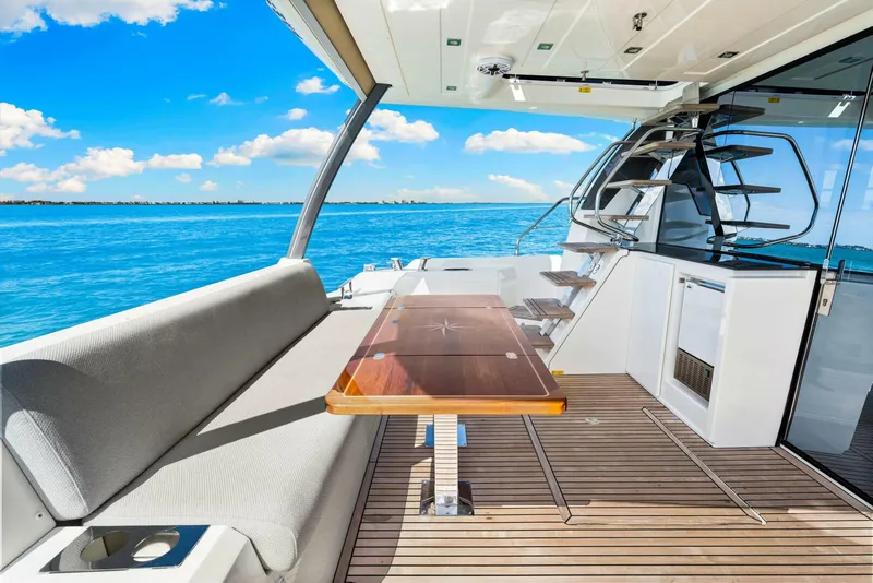 Slide: The Image of Prestige 630 Flybridge 2019 - 23