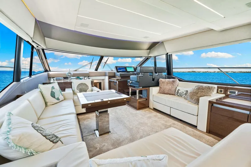 Slide: The Image of Prestige 630 Flybridge 2019 - 36