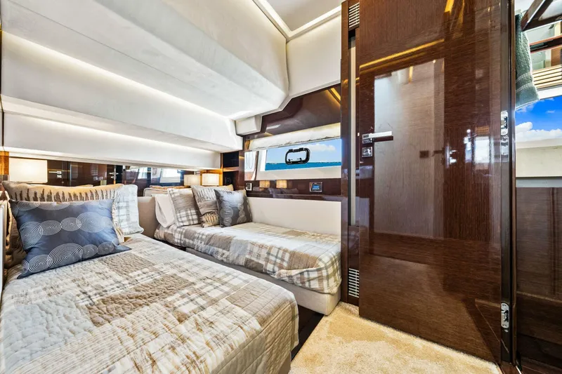 Slide: The Image of Prestige 630 Flybridge 2019 - 54