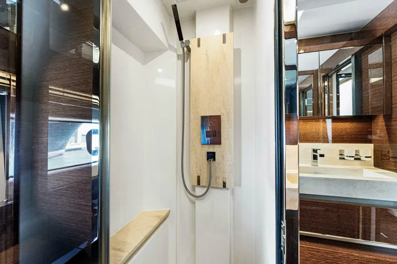 Slide: The Image of Prestige 630 Flybridge 2019 - 56