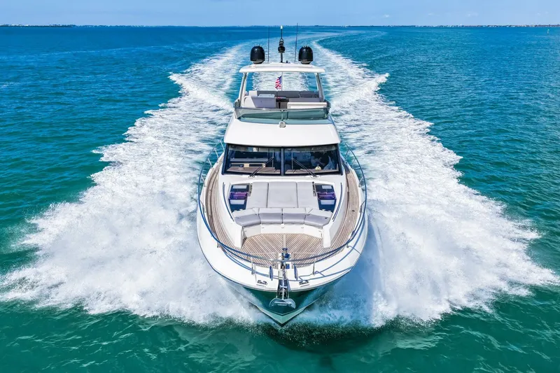 Slide: The Image of Prestige 630 Flybridge 2019 - 84
