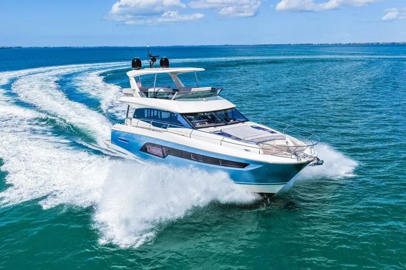 Slide: The Image of Prestige 630 Flybridge 2019 - 87