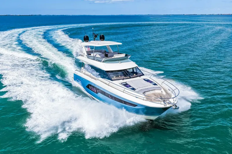 Slide: The Image of Prestige 630 Flybridge 2019 - 88