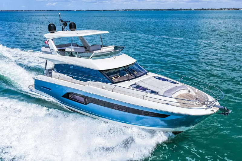Slide: The Image of Prestige 630 Flybridge 2019 - 90
