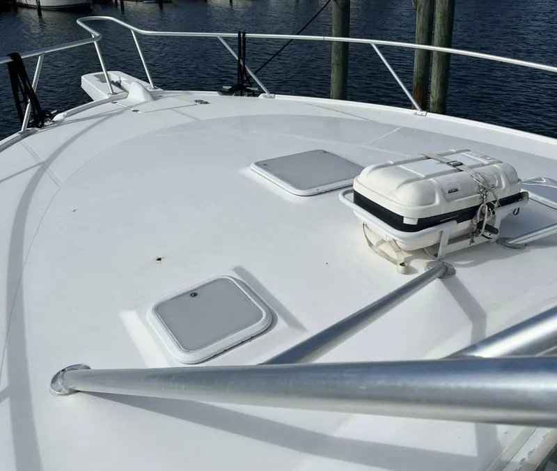 Slide: The Image of Luhrs 41 Hardtop Express 2007 - 12