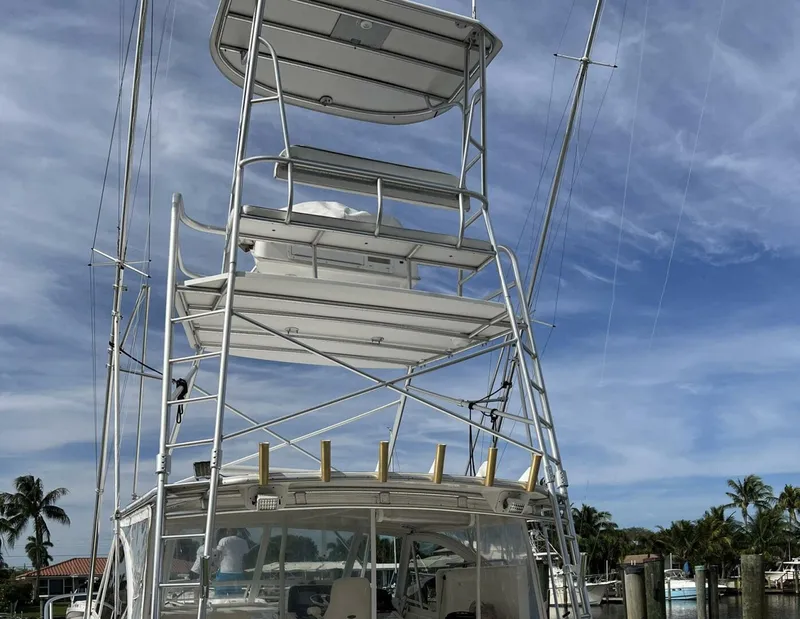 Slide: The Image of Luhrs 41 Hardtop Express 2007 - 23