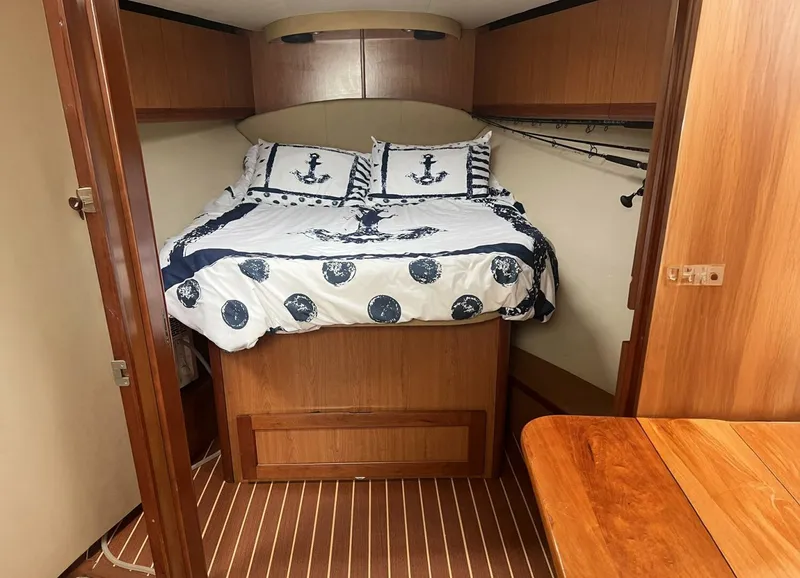 Slide: The Image of Luhrs 41 Hardtop Express 2007 - 6