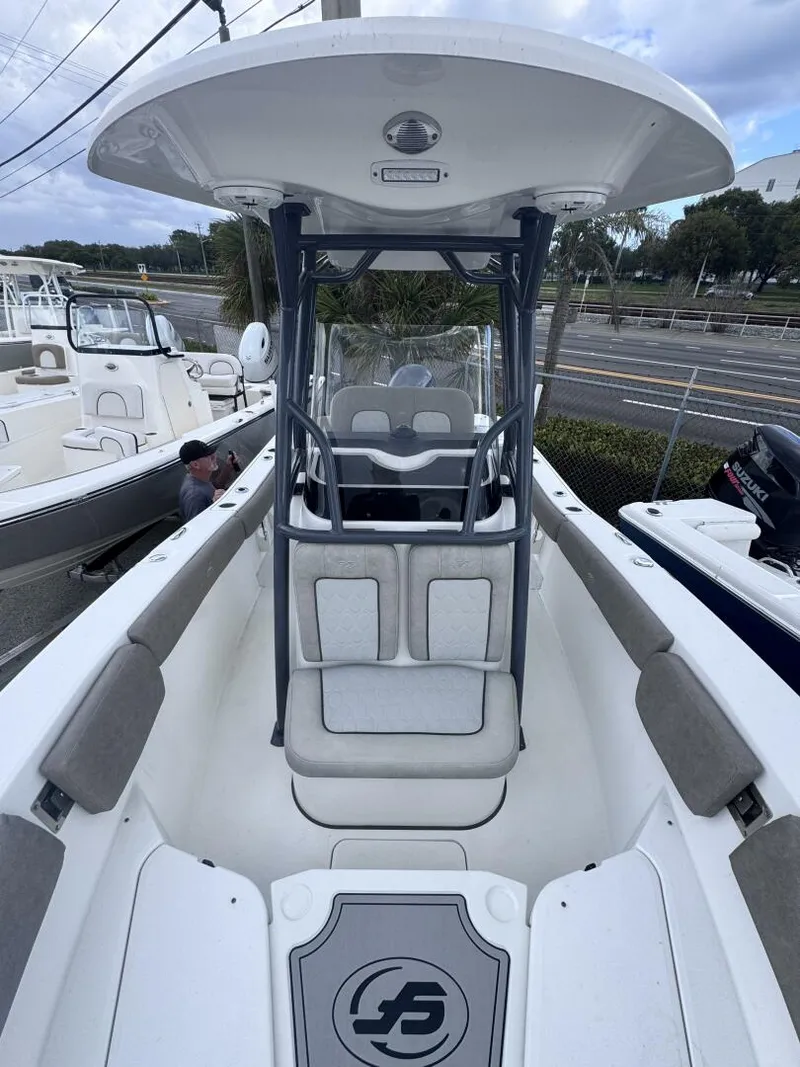 Slide: The Image of Sea Fox 228 Commander 2021 - 8