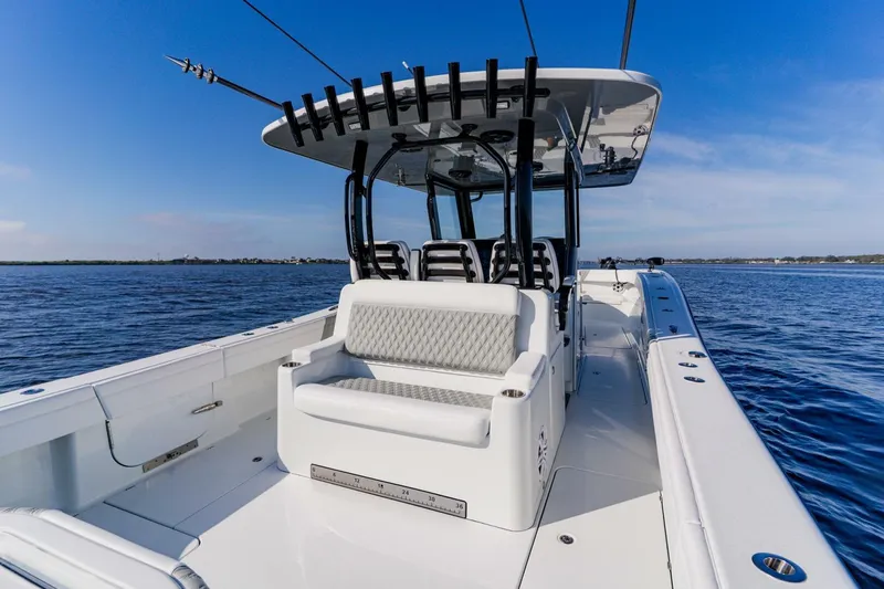 Slide: The Image of Costa Custom 34 SV 2024 - 13