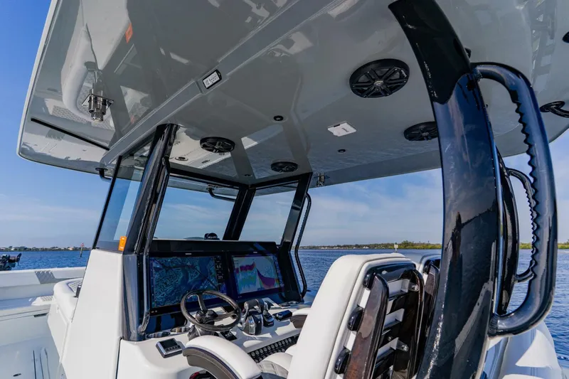 Slide: The Image of Costa Custom 34 SV 2024 - 15