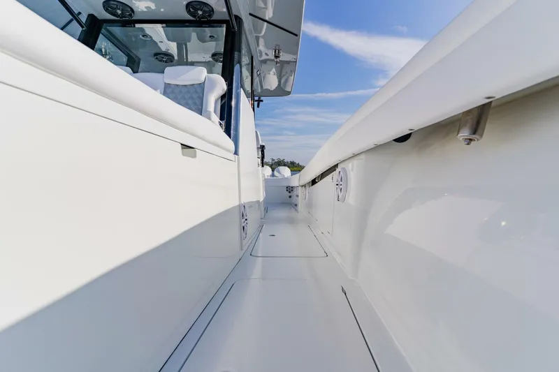 Slide: The Image of Costa Custom 34 SV 2024 - 32