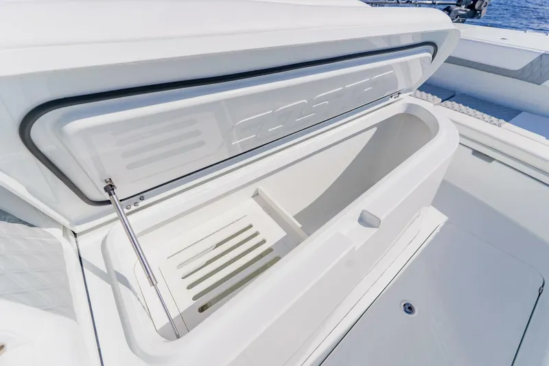 Slide: The Image of Costa Custom 34 SV 2024 - 35