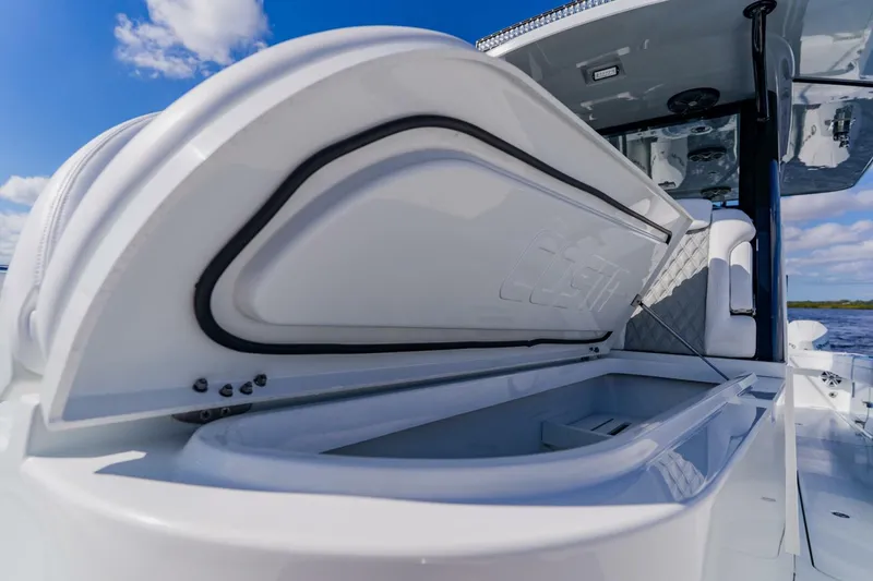 Slide: The Image of Costa Custom 34 SV 2024 - 36