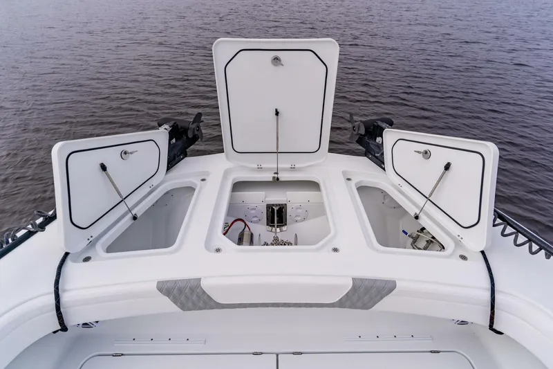 Slide: The Image of Costa Custom 34 SV 2024 - 37