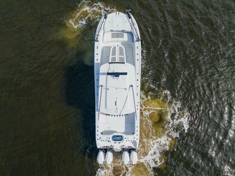 Slide: The Image of Costa Custom 34 SV 2024 - 4