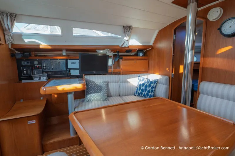 Slide: The Image of Jeanneau Sun Odyssey 37 2002 - 29