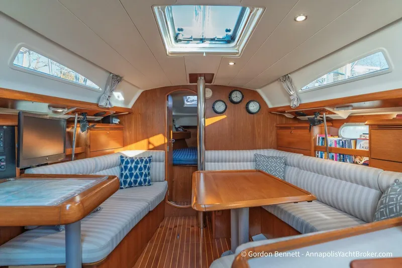 Slide: The Image of Jeanneau Sun Odyssey 37 2002 - 3