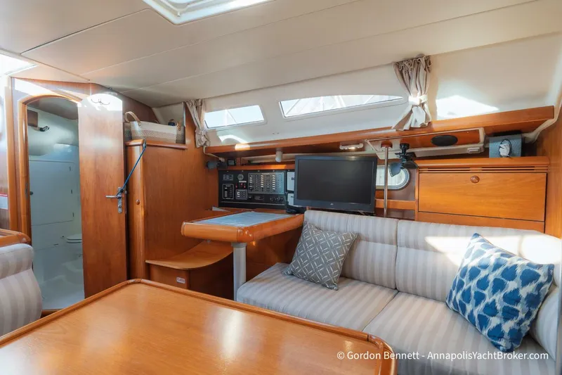 Slide: The Image of Jeanneau Sun Odyssey 37 2002 - 30