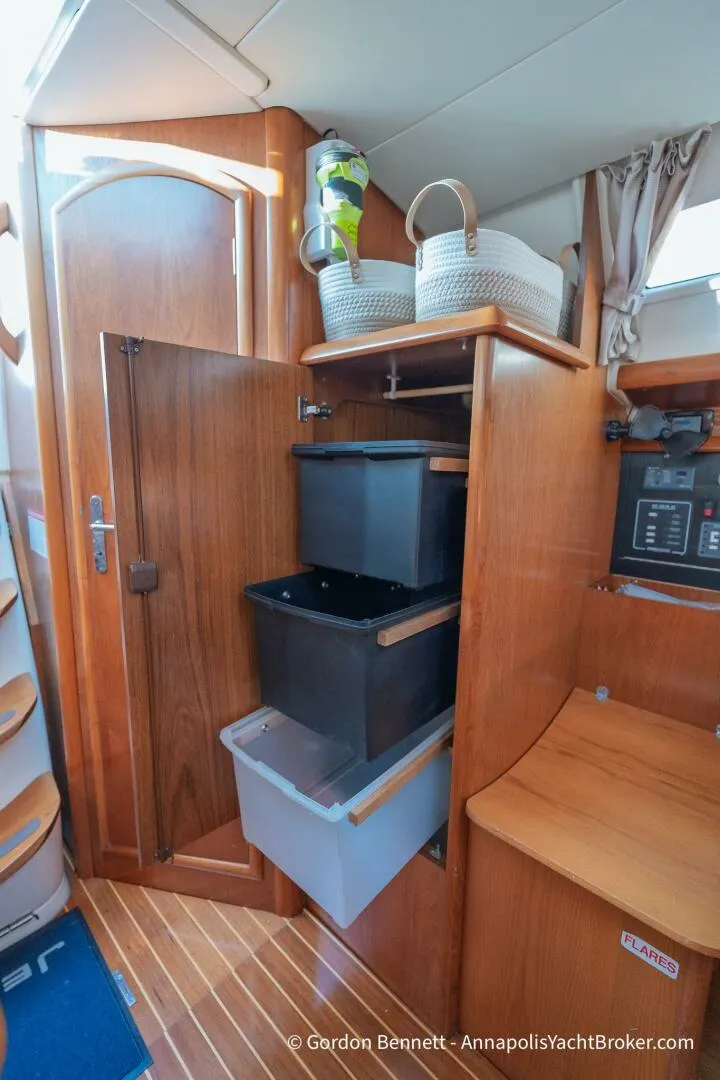 Slide: The Image of Jeanneau Sun Odyssey 37 2002 - 42