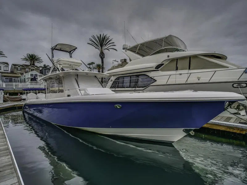 Slide: The Image of Everglades 435 Center Console 2015 - 2
