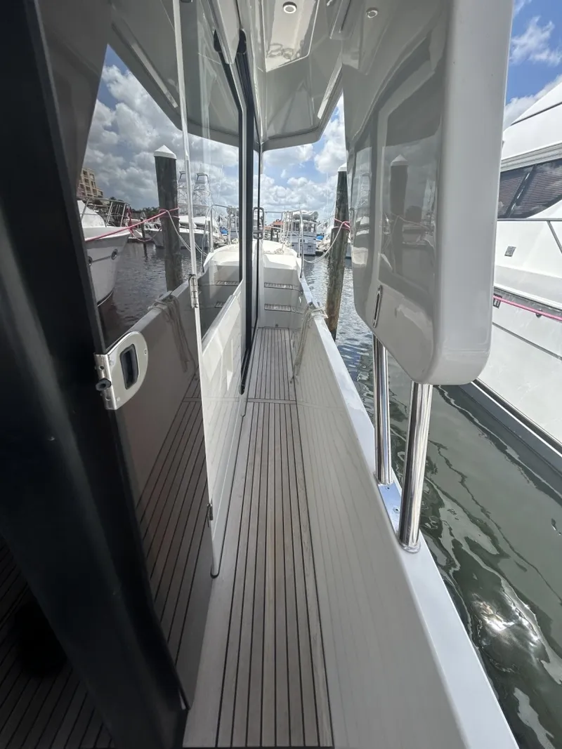 Slide: The Image of Beneteau ST 2022 - 11