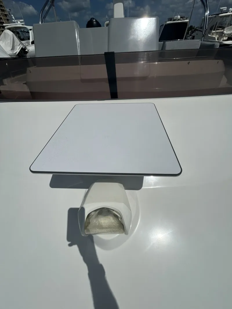 Slide: The Image of Beneteau ST 2022 - 19