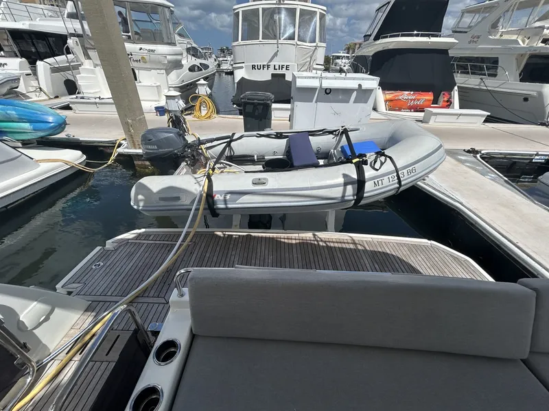 Slide: The Image of Beneteau ST 2022 - 25