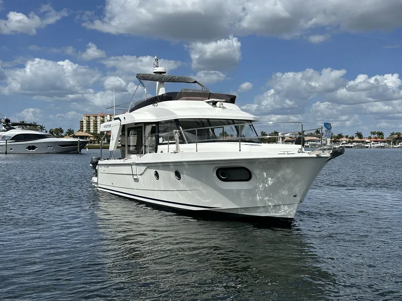 Slide: The Image of Beneteau ST 2022 - 3