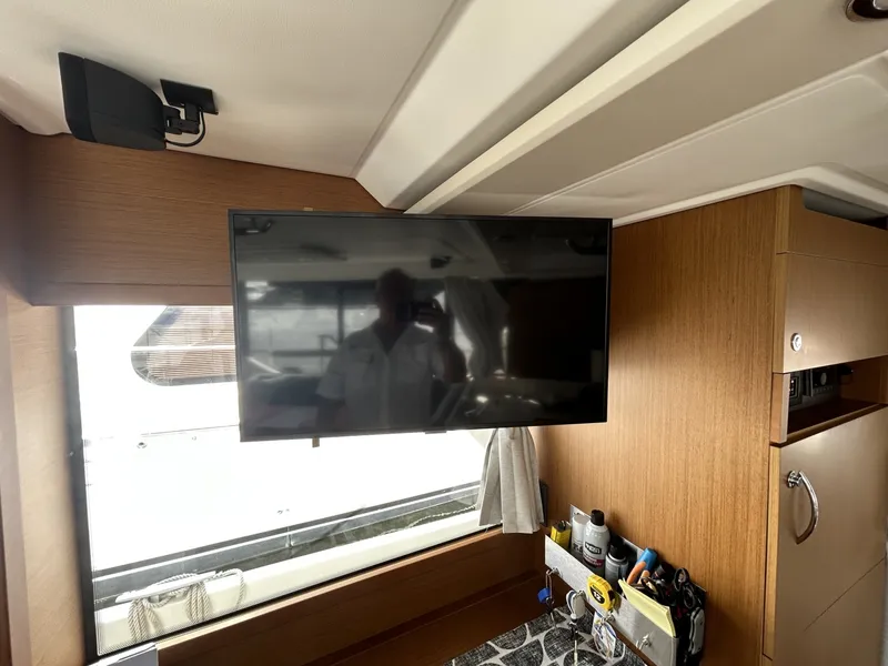 Slide: The Image of Beneteau ST 2022 - 42