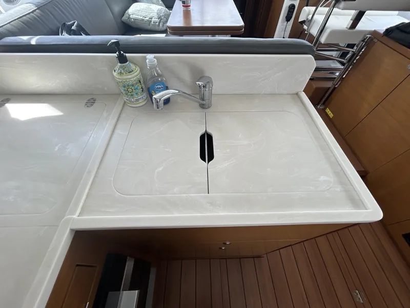 Slide: The Image of Beneteau ST 2022 - 49