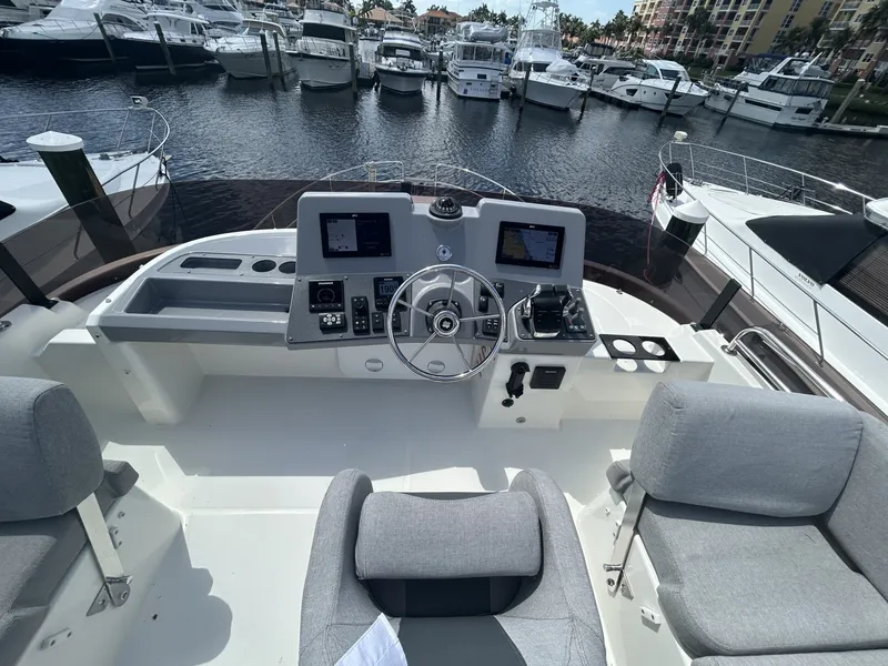 Slide: The Image of Beneteau ST 2022 - 64