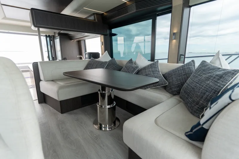 Slide: The Image of Galeon 560 FLY 2025 - 52