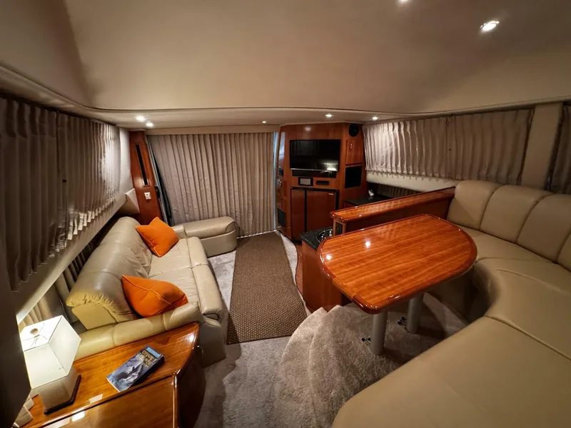 Slide: The Image of Carver Yachts 36 Sedan 2005 - 13