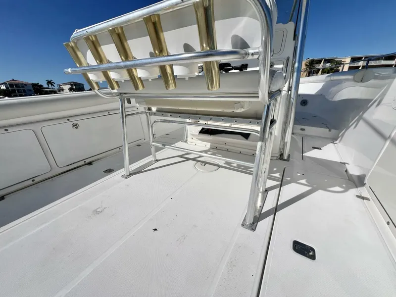 Slide: The Image of Century 3200 Center Console 2005 - 14
