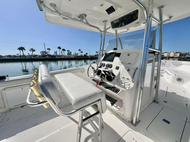 Slide: The Image of Century 3200 Center Console 2005 - 15