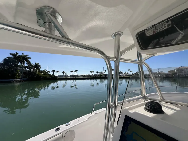 Slide: The Image of Century 3200 Center Console 2005 - 19