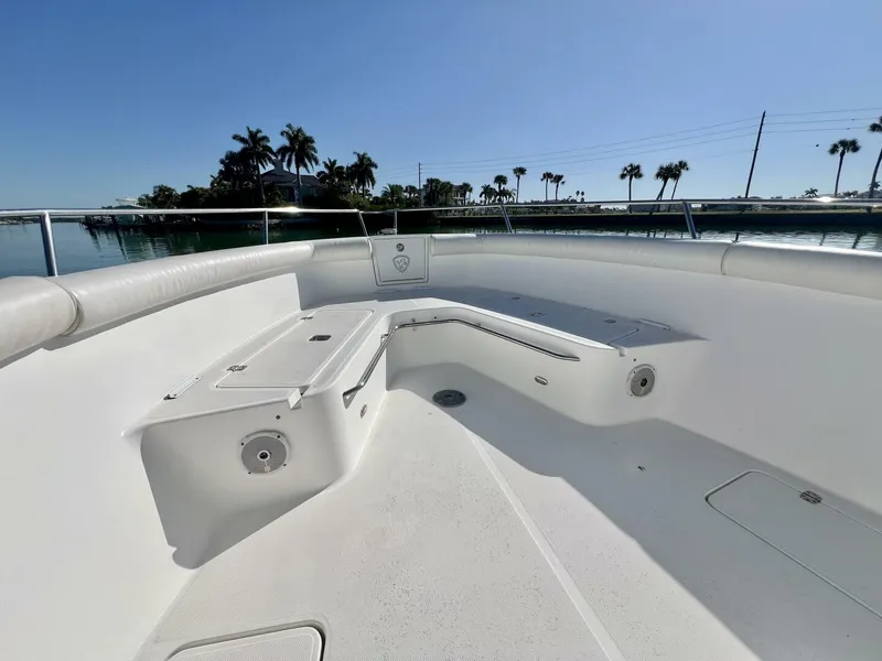 Slide: The Image of Century 3200 Center Console 2005 - 22